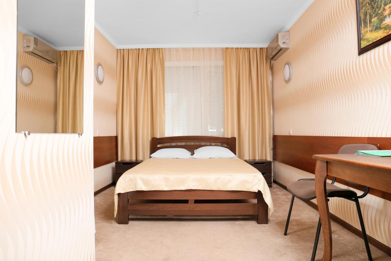Green City Hotel Mikolajiv Kültér fotó